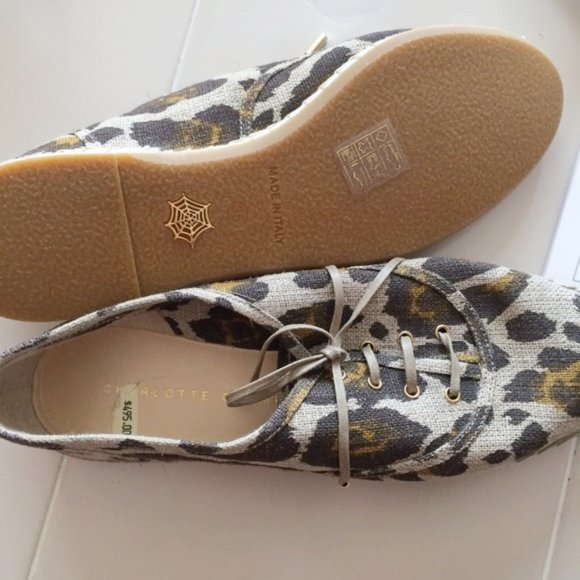 Charlotte Olympia women's size 35 EU leopard print lace up flat canvas loafers - Picture 5 of 7